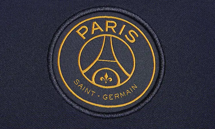 Hier sind die Paris Saint-Germain Trainingshemden 2023-2024