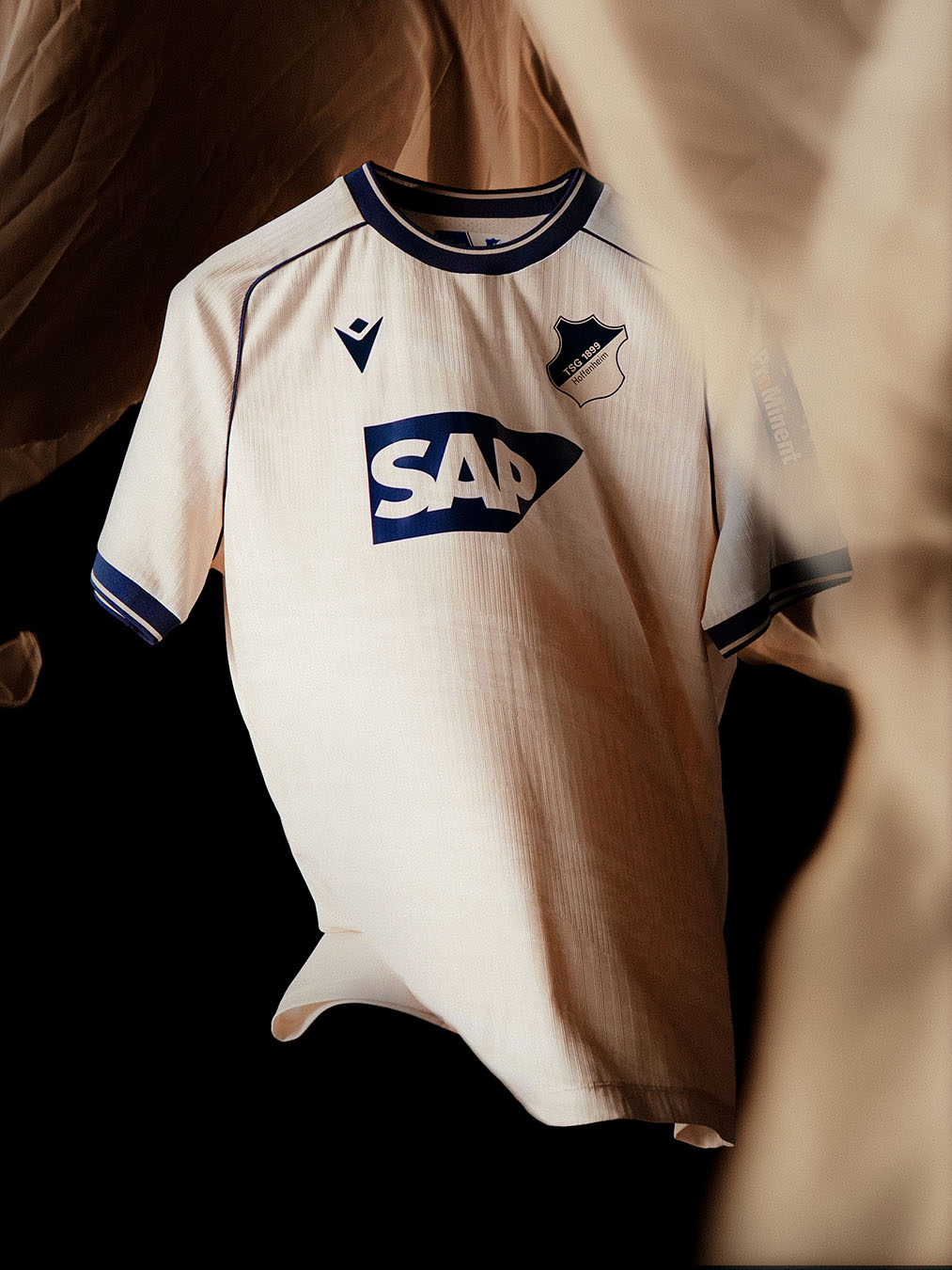 Die TSG Hoffenheim Trikots 2026-2027 von Macron
