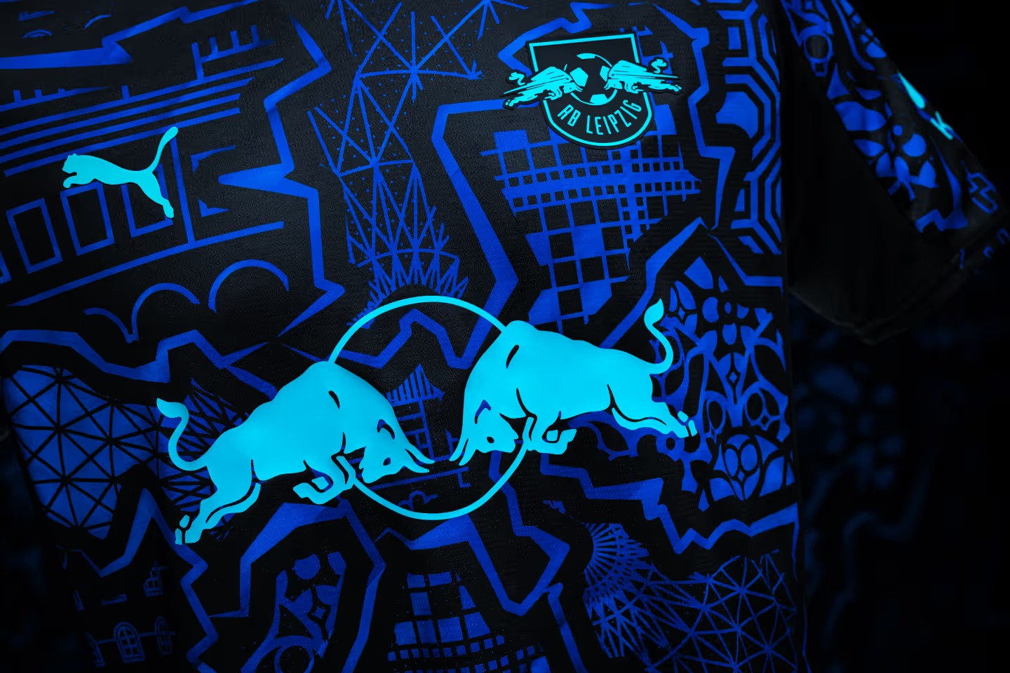 RB Leipzig Glow in the Dark Trikot 2025-2026