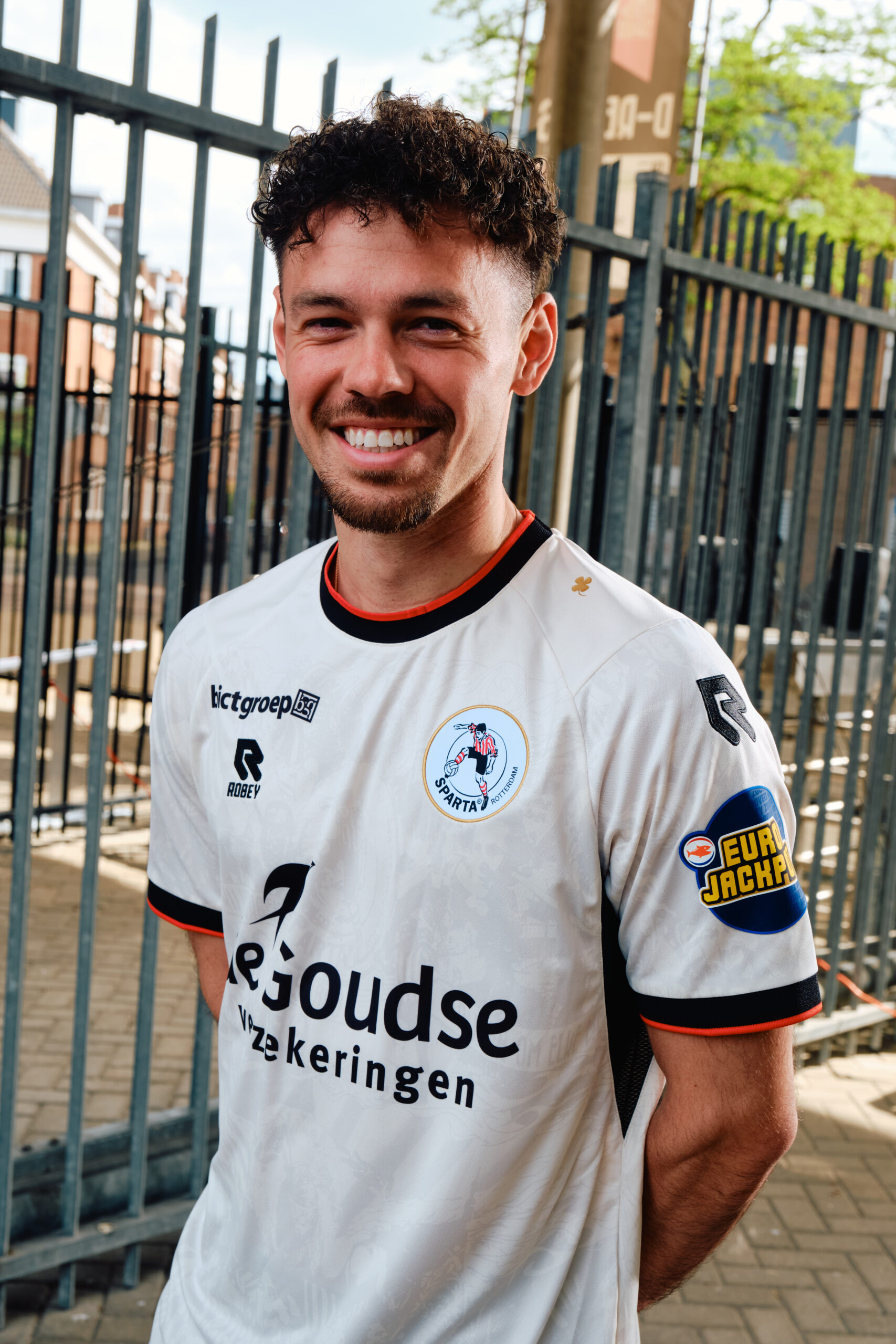 Sparta Rotterdam Trikots 2026-2027, Hommage an Het Kasteel