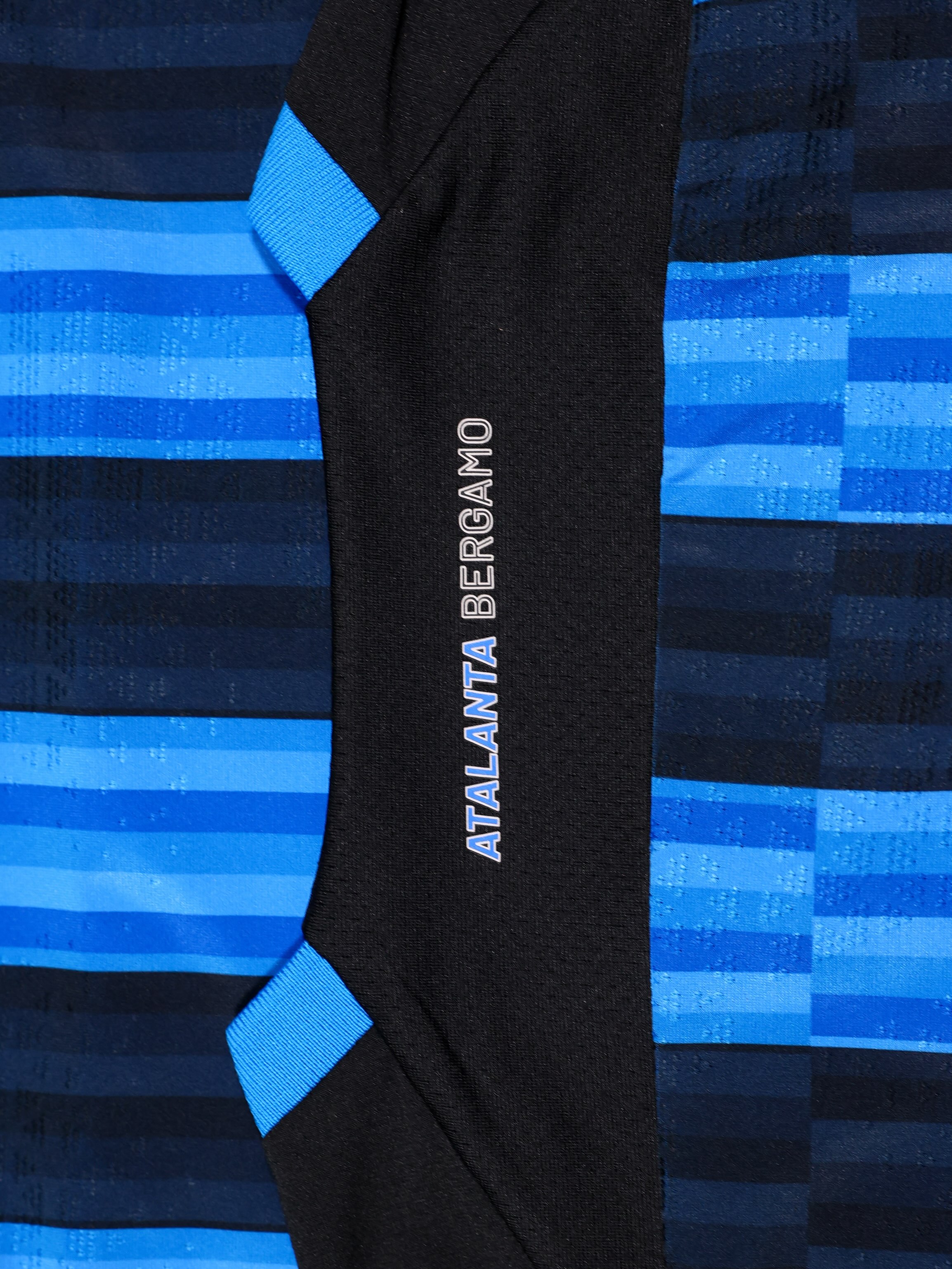 Atalanta Bergamo Heimtrikot 2026-2027 von New Balance