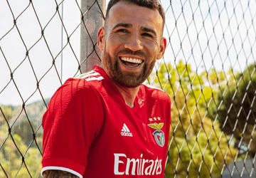 benfica-fussballtrikots-2021-2022.jpg