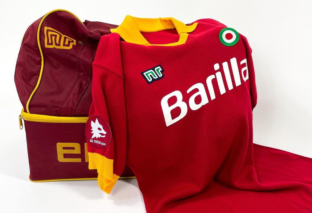 as-roma-ennerre-voetbalshirts.jpg