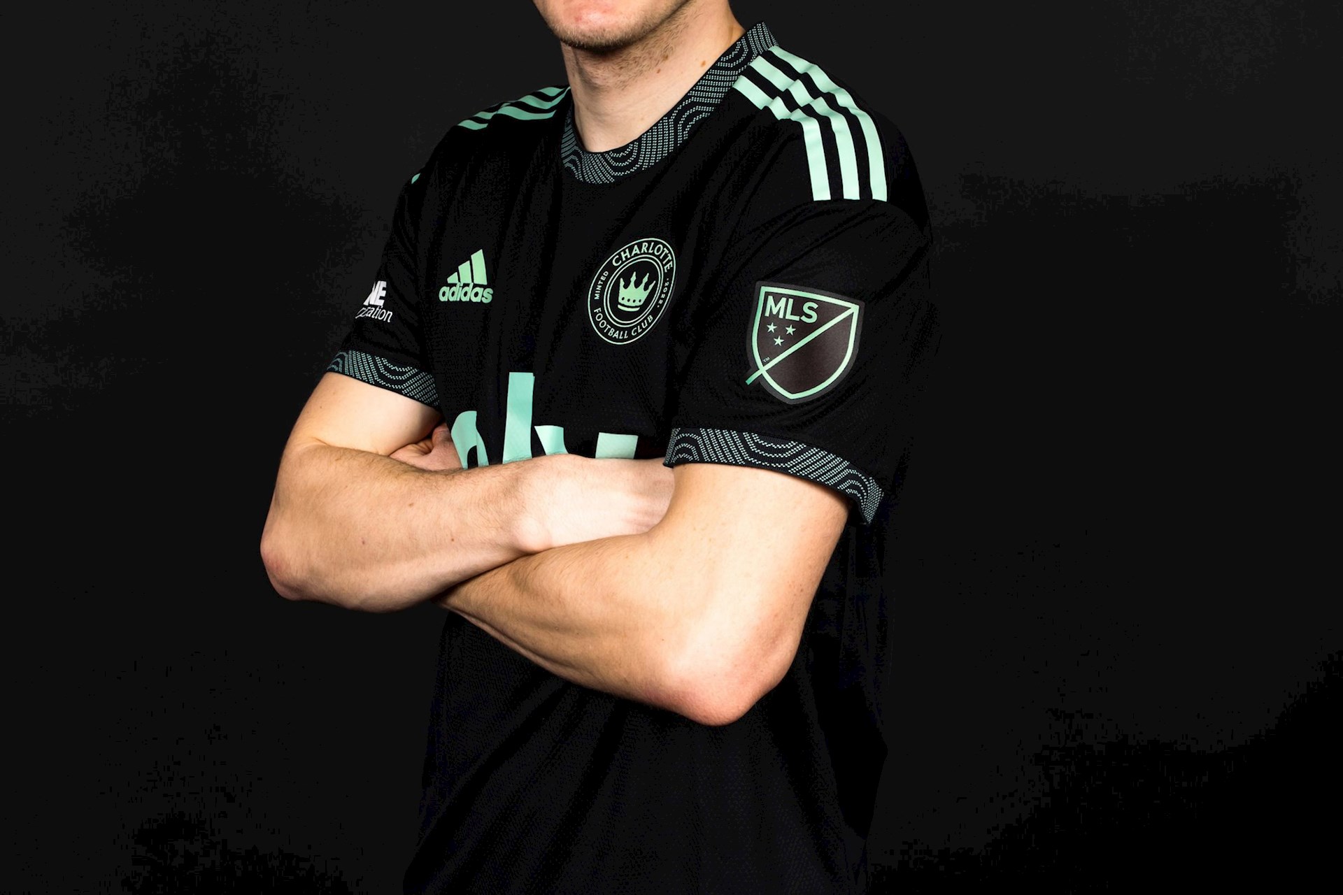 Charlotte FC Fussballtrikots 2022-2023