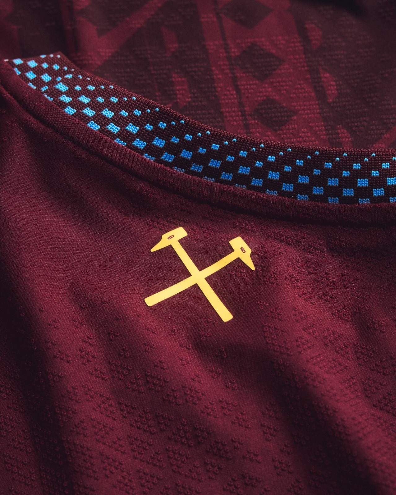 Das sind die West Ham United Trikots 2026-2027 von New Balance