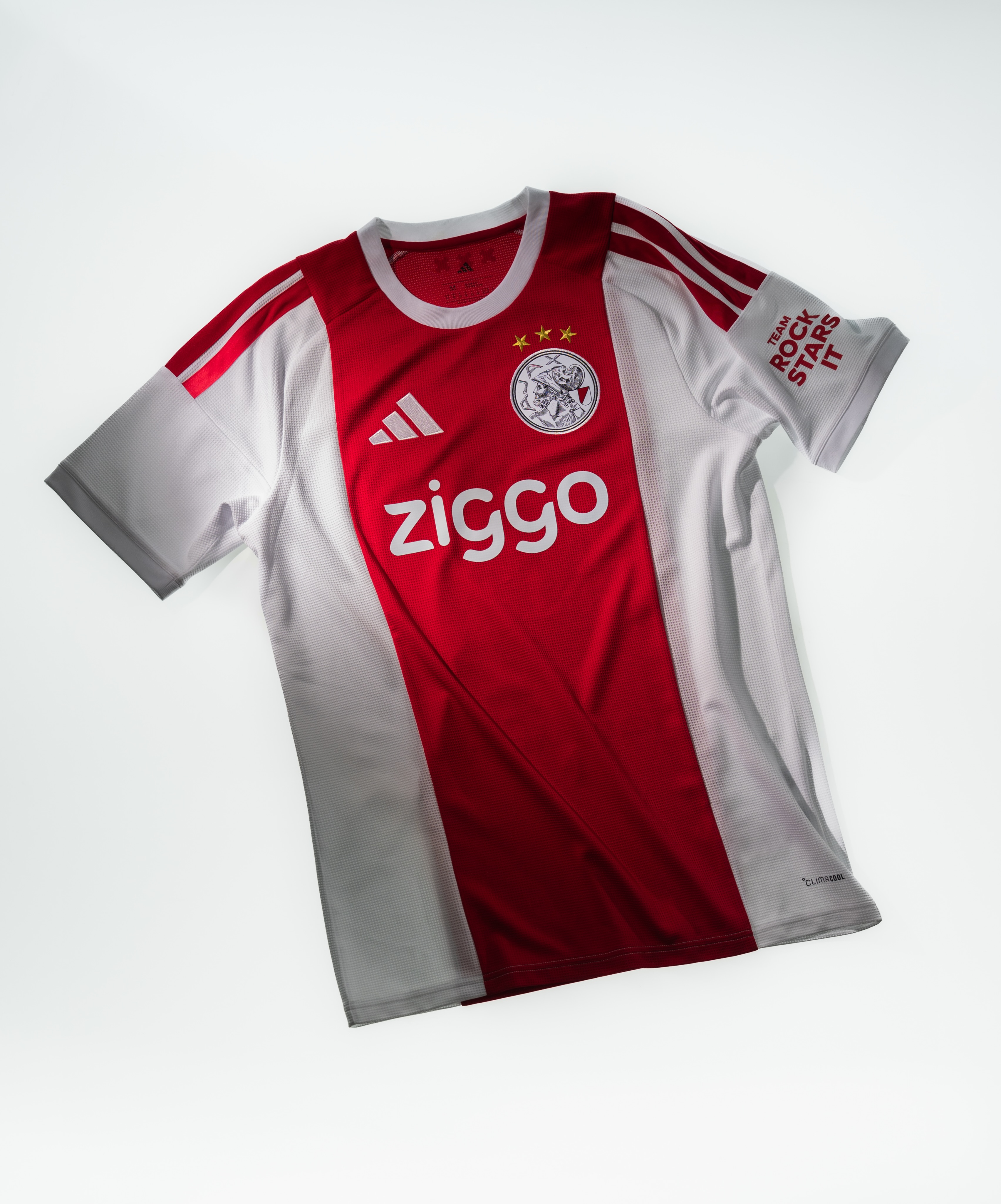 Das Ajax Heimtrikot 2026-2027 hat ein zeitloses Design!