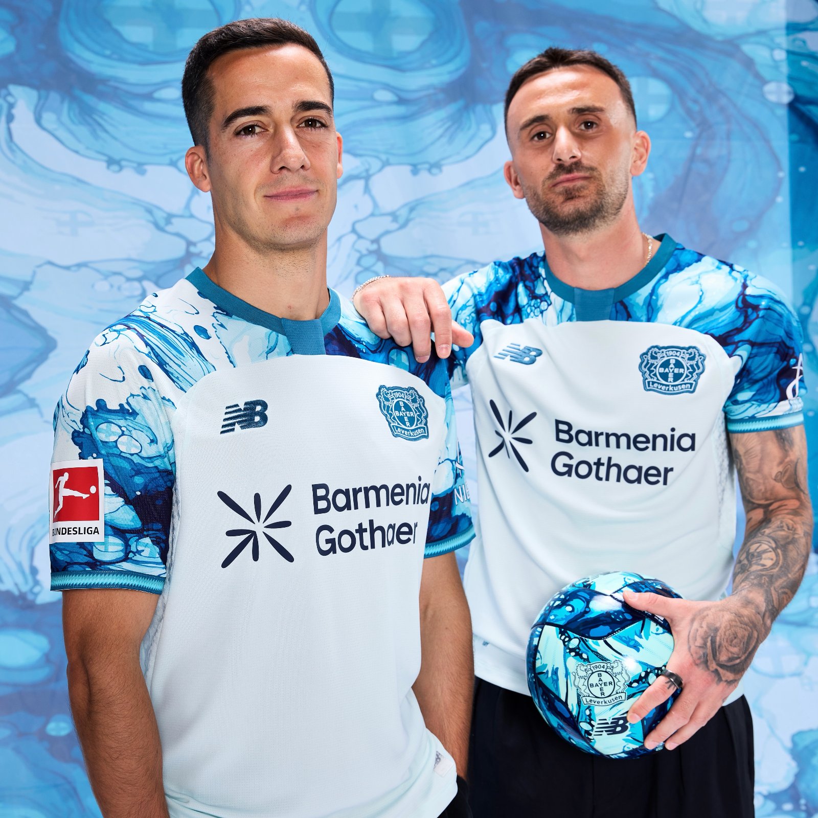 Bayer Leverkusen Trikots 2026-2027 inspiriert von der BayArena und der 'City of Colours'