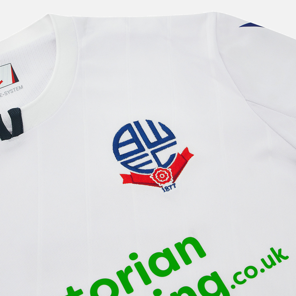 Bolton Wanderers Heimtrikot 2026-2027 inspiriert vom Trikot 2006
