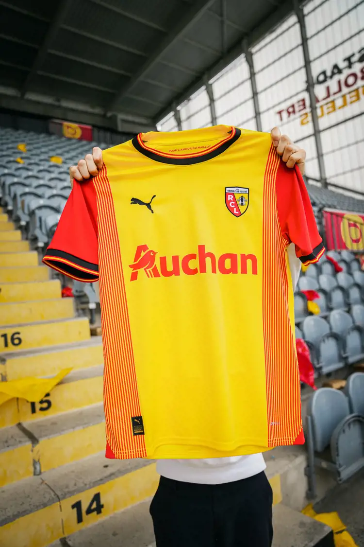 RC Lens Fußballtrikots 2023-2024