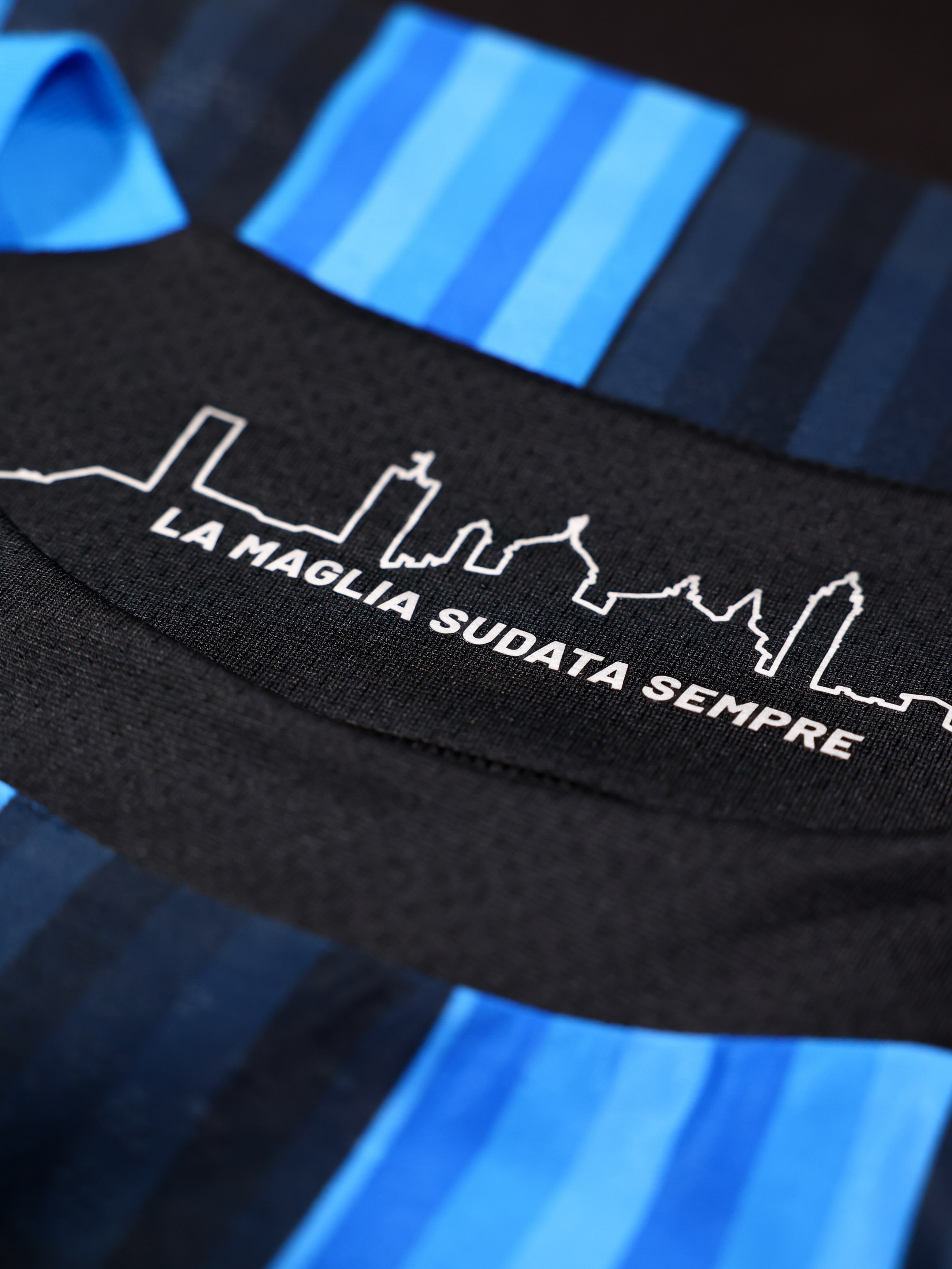 Atalanta Bergamo Heimtrikot 2026-2027 von New Balance