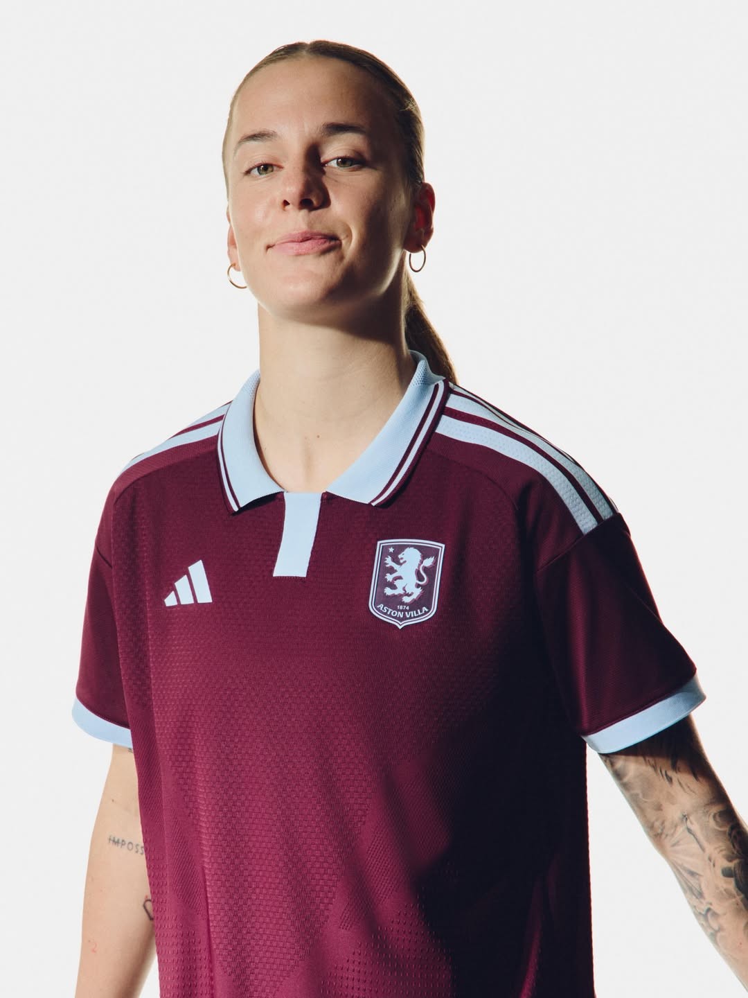 Aston Villa Heimtrikot 2026-2027 inspiriert vom Trikot der 60er Jahre
