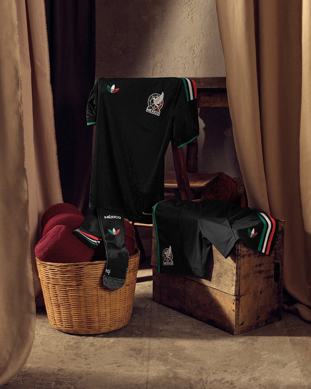 Das 3. Trikot Mexikos 2026-2027 mit speziellem MX-Muster!