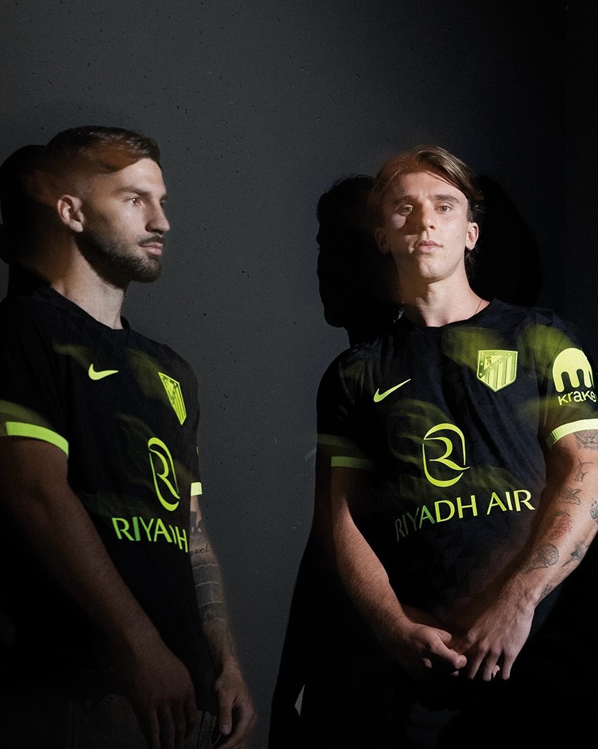 Atletico Madrid Auswärtstrikot 2026-2027 inspiriert vom Nachtleben