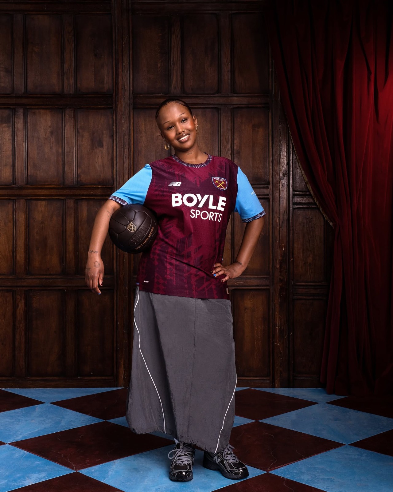 Das sind die West Ham United Trikots 2026-2027 von New Balance