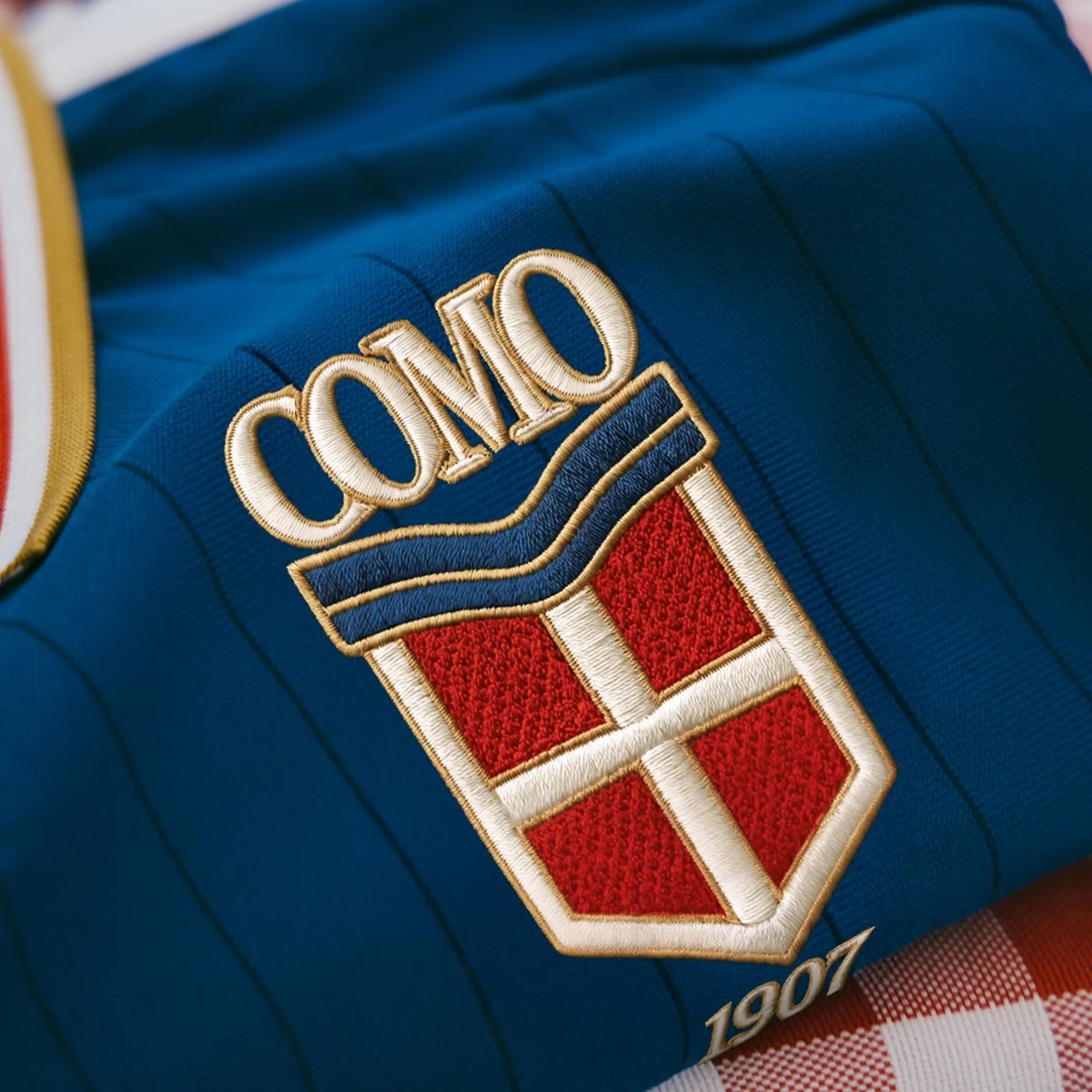 Como 1907 Trikots 2026-2027 Hommage an die Stadt