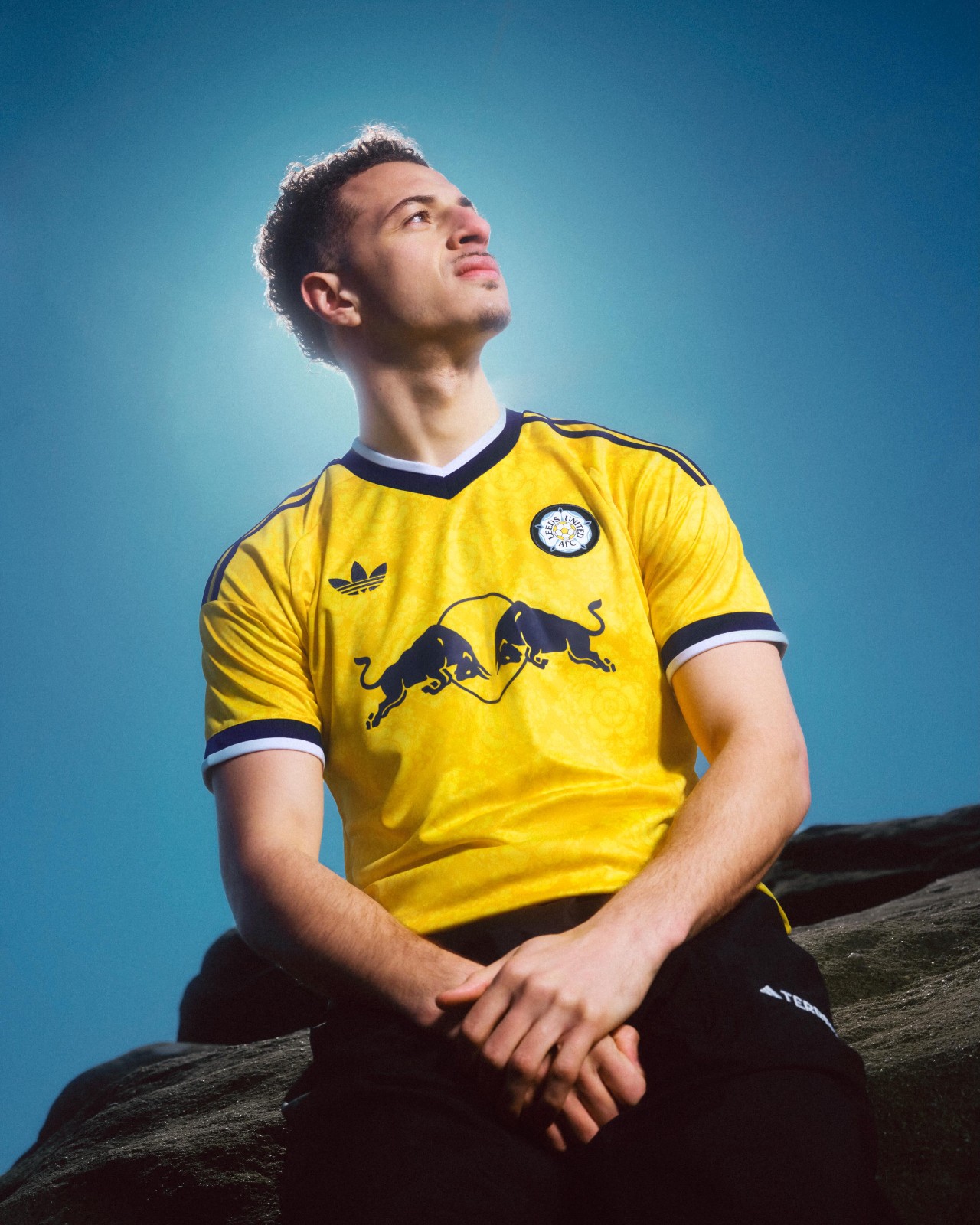 Leeds United Auswärtstrikot 2026-2027 als Hommage an die Yorkshire-Rose