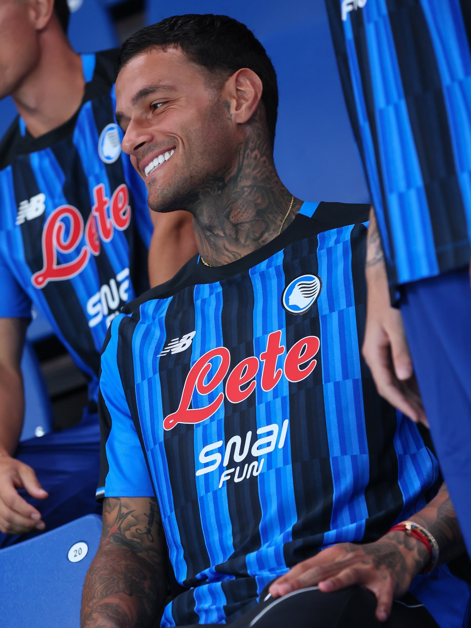 Atalanta Bergamo Heimtrikot 2026-2027 von New Balance