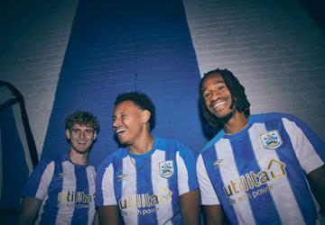 Huddersfield Town Voetbalshirts 2023 2024