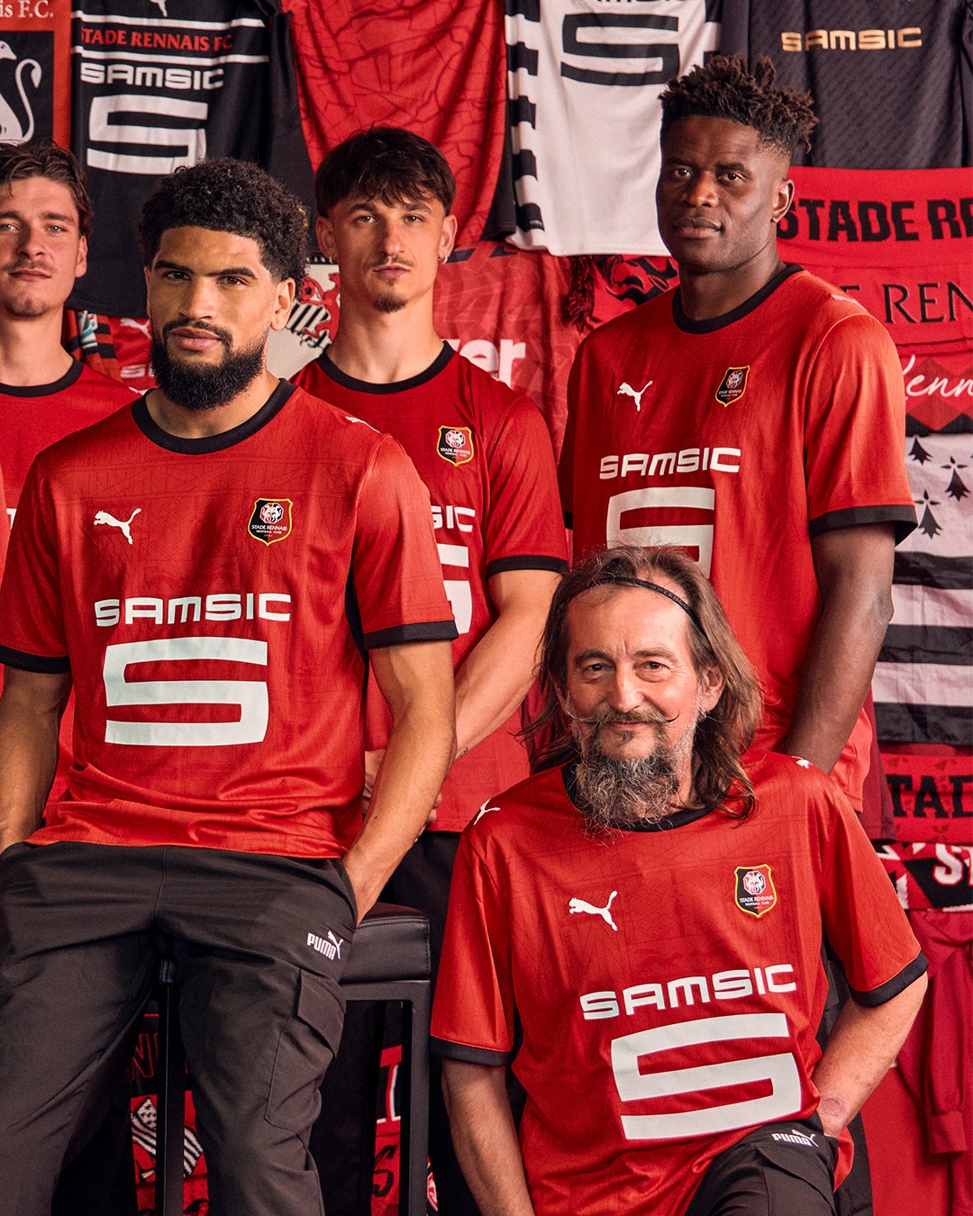 Stade Rennes Heimtrikot 2026-2027 inspiriert vom historischen Zentrum