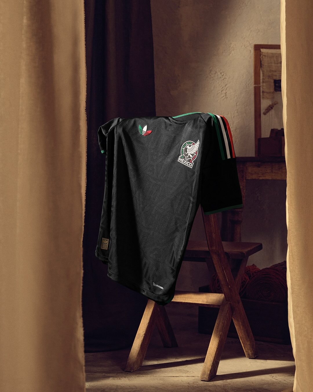 Das 3. Trikot Mexikos 2026-2027 mit speziellem MX-Muster!