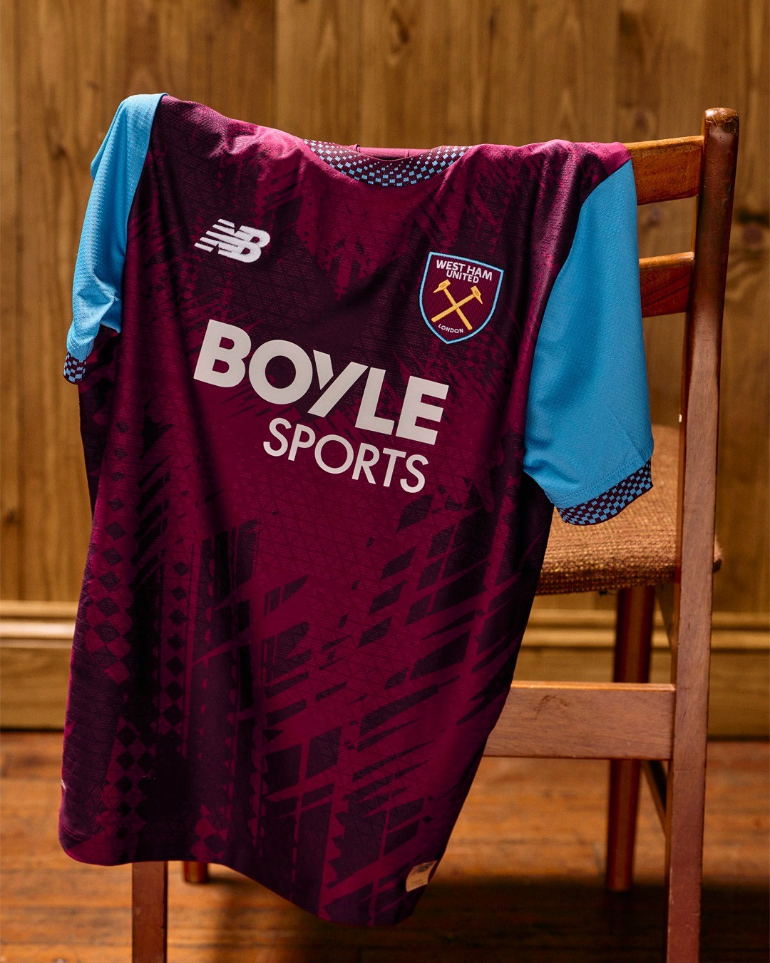 Das sind die West Ham United Trikots 2026-2027 von New Balance