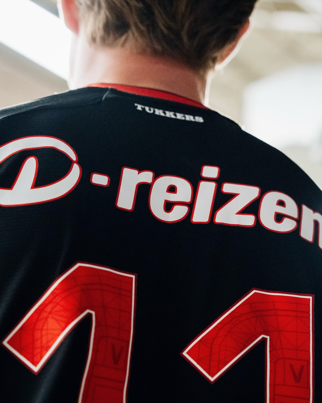 Die FC Twente Trikots 2026-2027 ehren das Meistertrikot, die Auswärtsfans und Het Diekman
