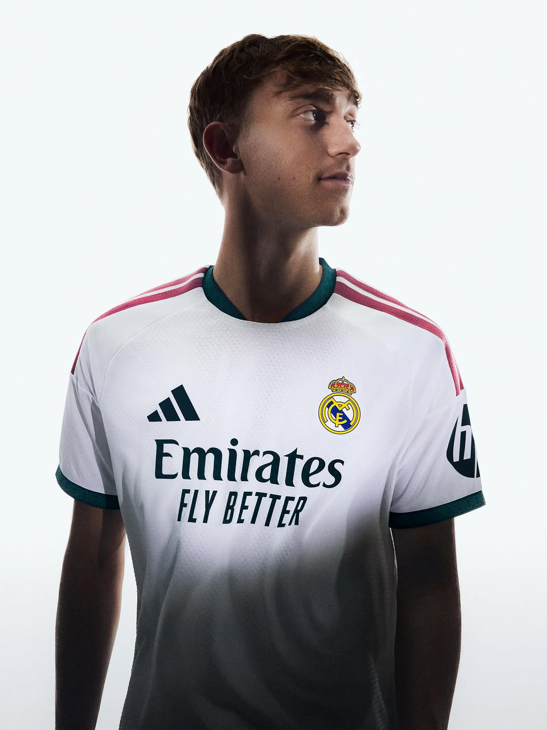 Real Madrid Heimtrikot 2026-2027 Hommage an das Logo!