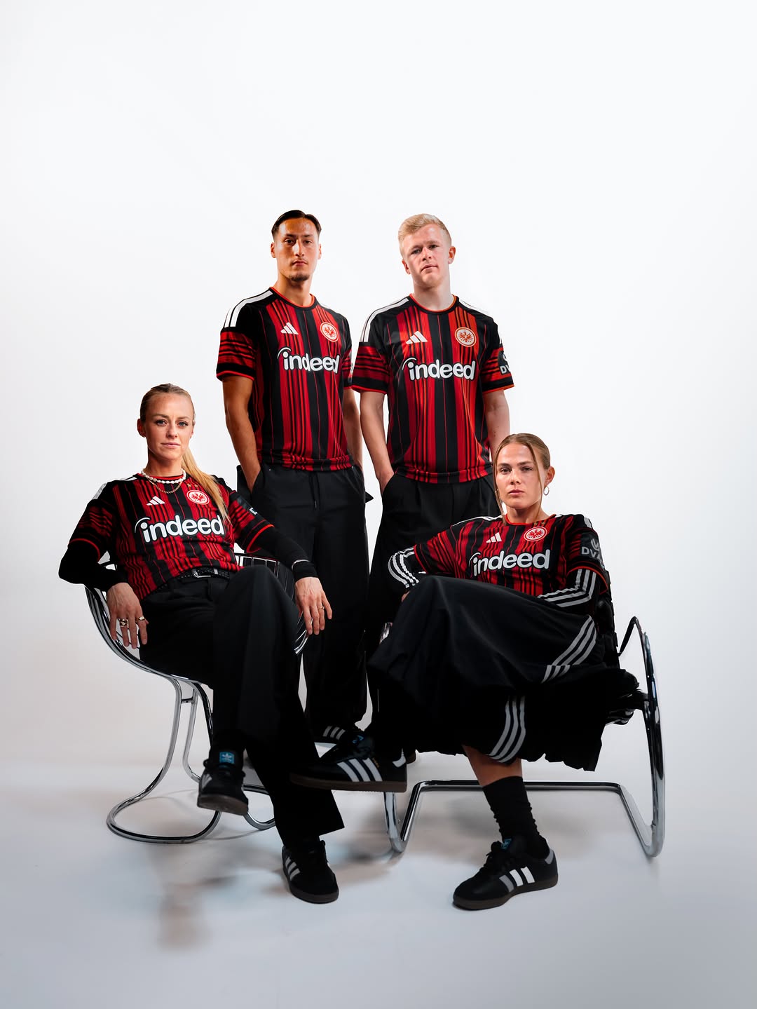 Eintracht Frankfurt Heimtrikot 2026-2027 mit modernem Twist!