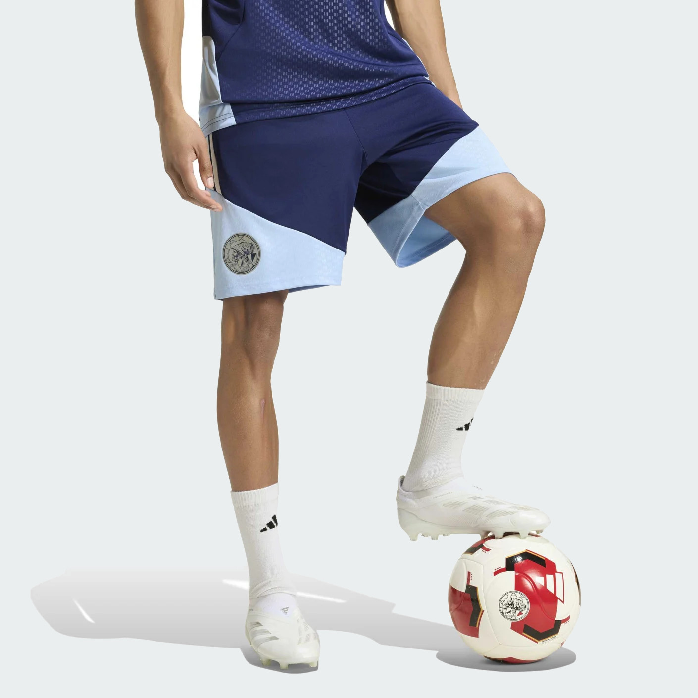 Ajax Amsterdam Training Short 2026-2027 - Navy