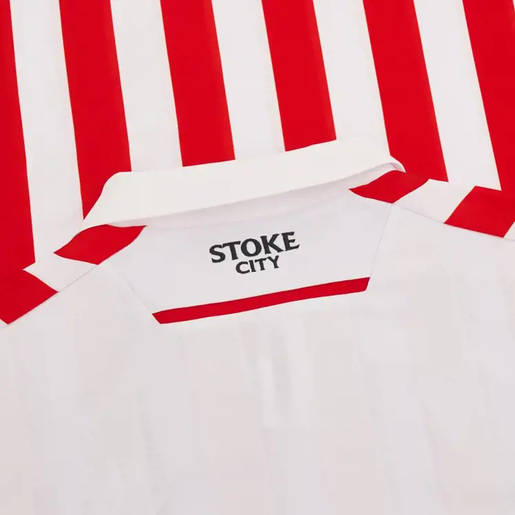 Stoke City Fußballtrikots 2023-2024