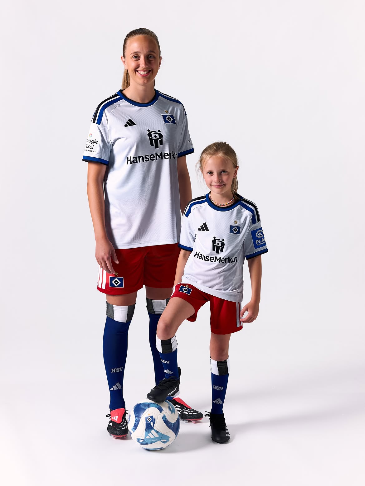 Die Hamburger SV Trikots 2026-2027 sind eine Hommage an das Volksparkstadion