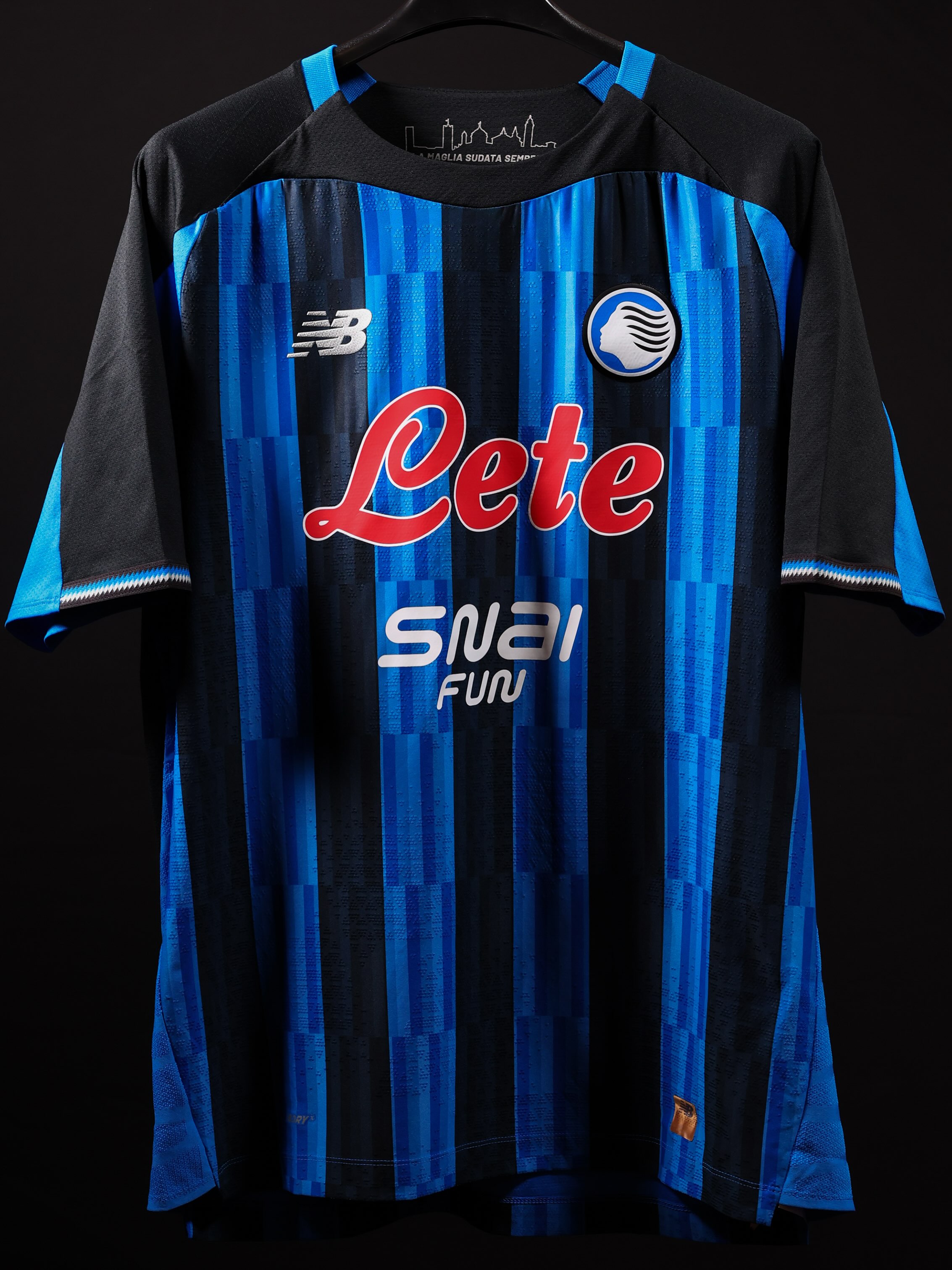 Atalanta Bergamo Heimtrikot 2026-2027 von New Balance