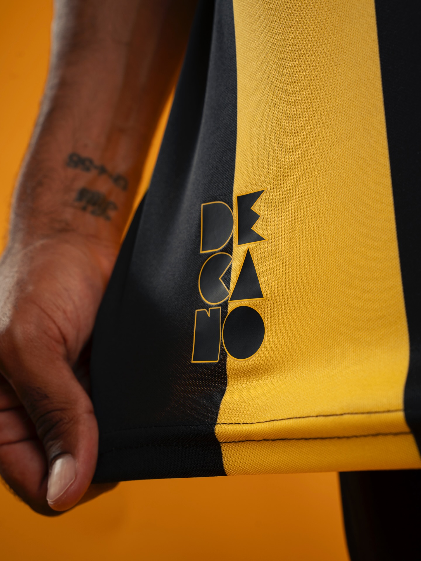 CA Peñarol Fußballtrikots 2026-2027 offiziell vorgestellt