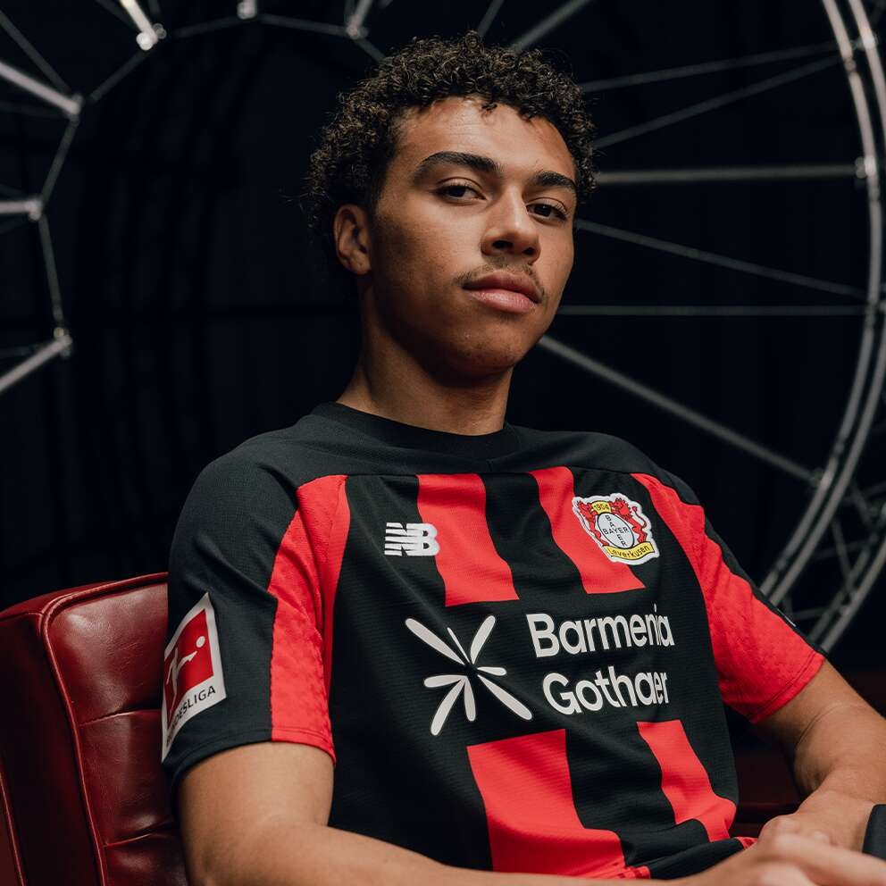 Bayer Leverkusen Trikots 2026-2027 inspiriert von der BayArena und der 'City of Colours'
