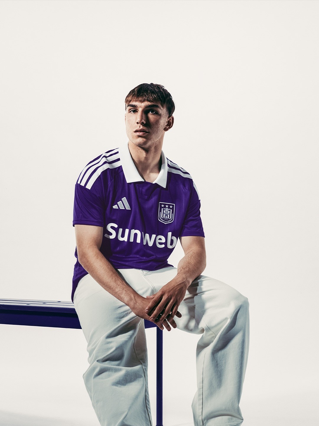 Das sind die RSC Anderlecht Trikots 2026-2027 von adidas