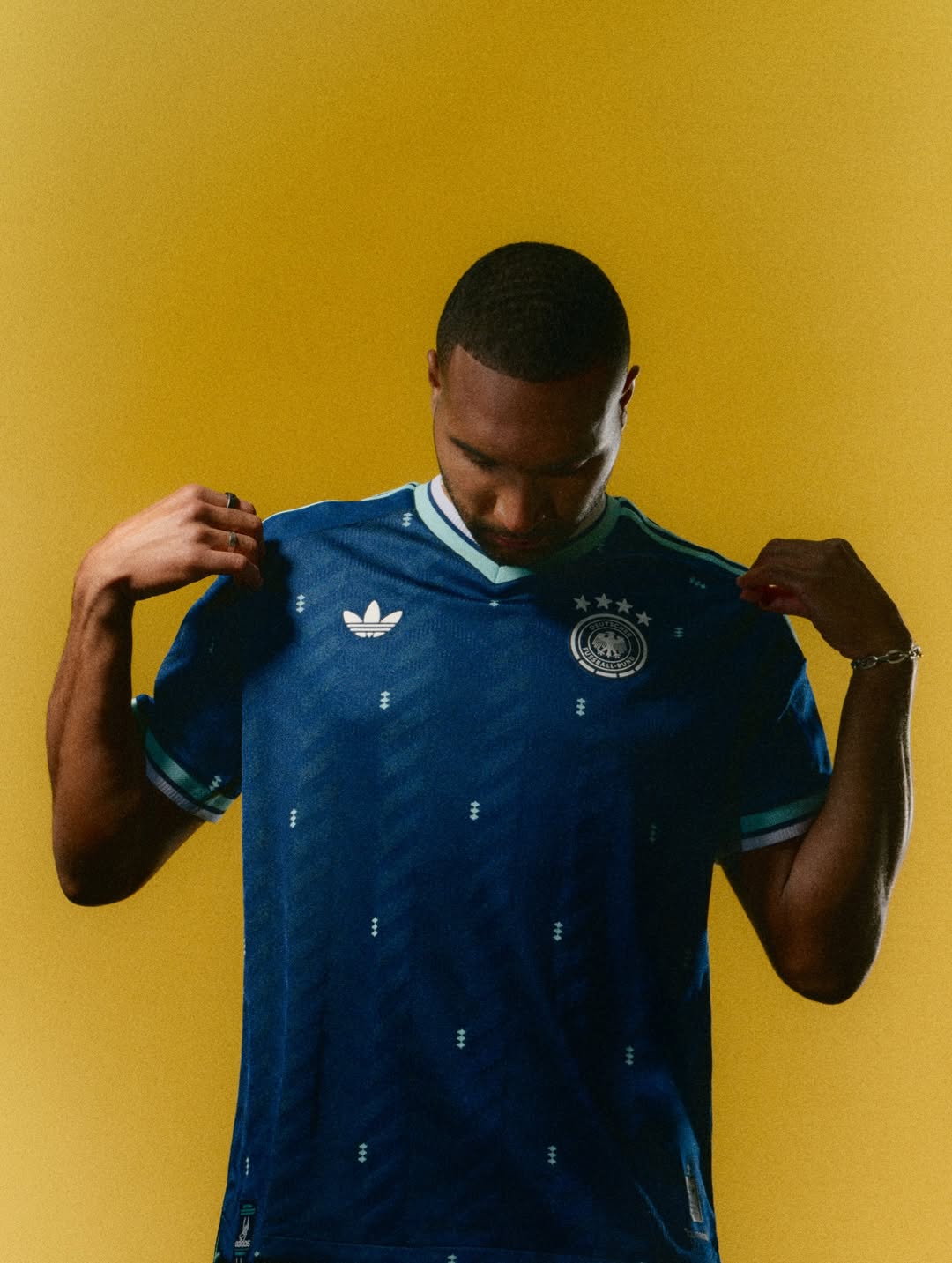 Deutschland WM 2026 Auswaertstrikot