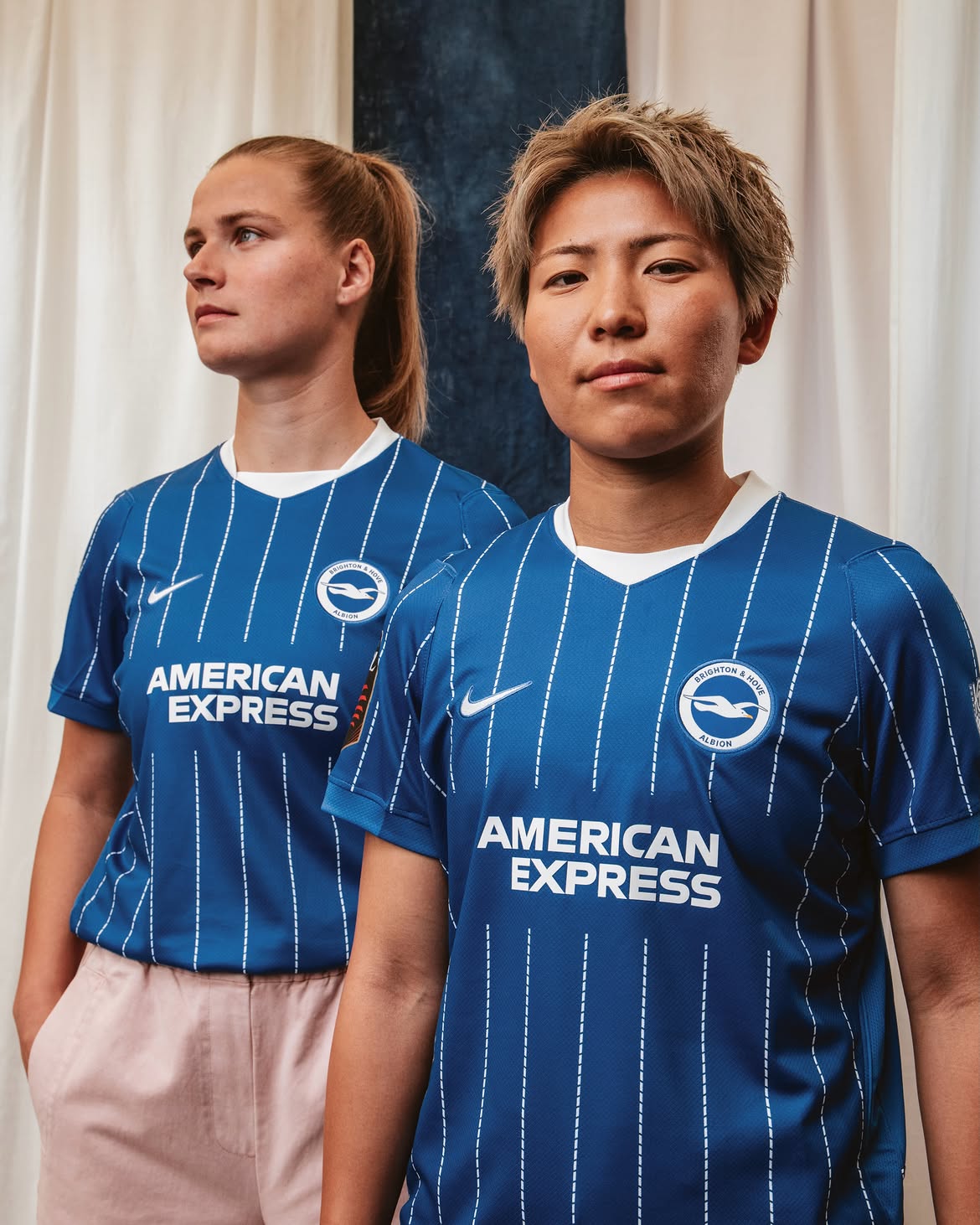 Brighton & Hove Albion Trikots 2026-2027 inspiriert von den Trikots von 1983