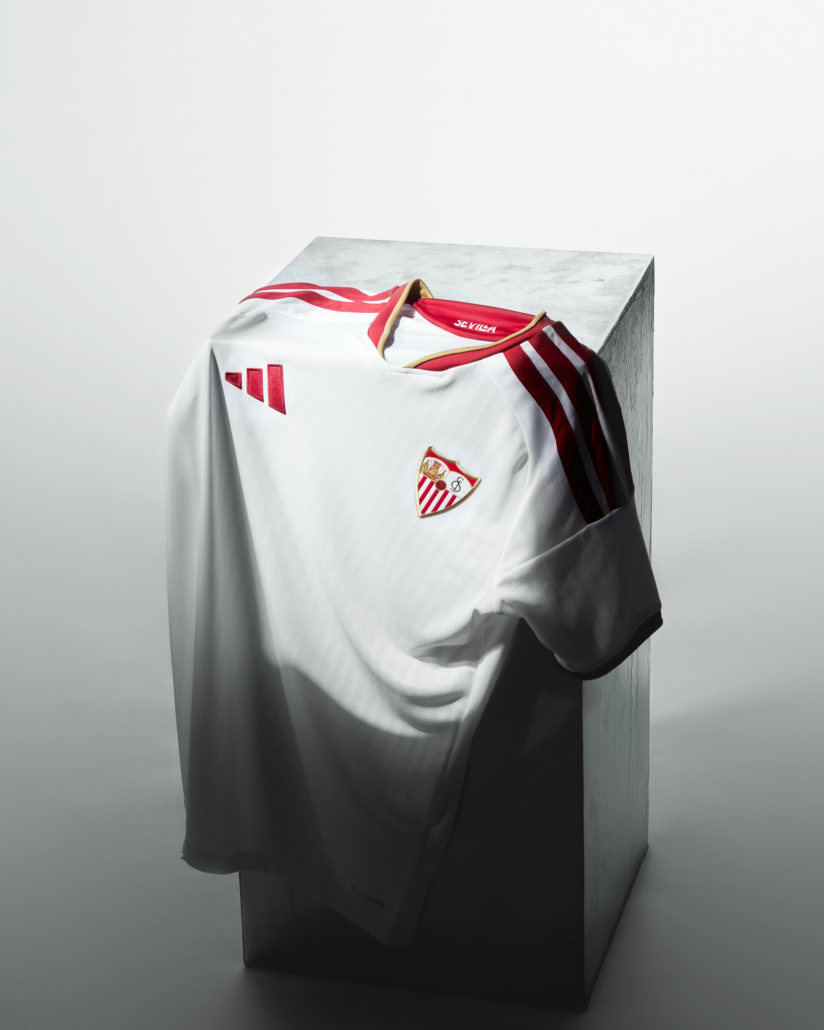 Das sind die Sevilla FC Trikots 2026-2027