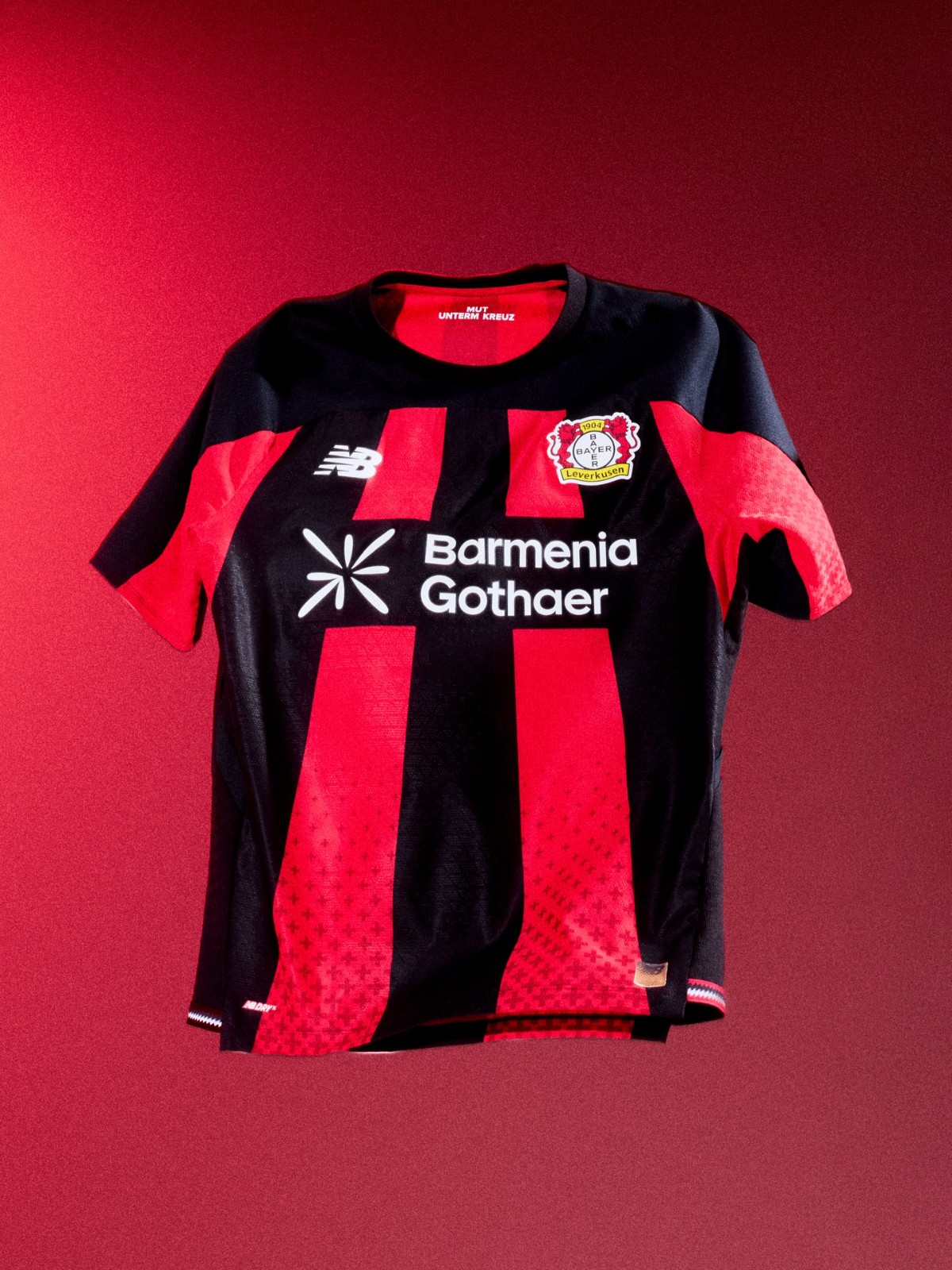 Bayer Leverkusen Trikots 2026-2027 inspiriert von der BayArena und der 'City of Colours'